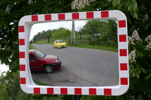 Rectangular traffic mirrors